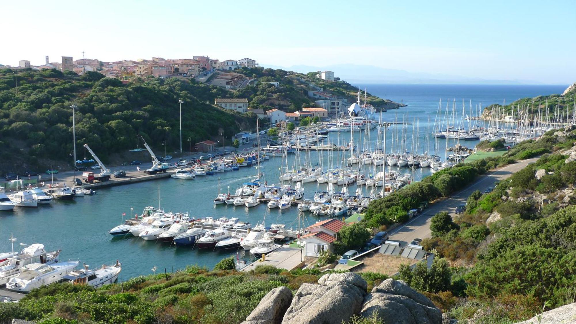 Appartamenti Santa Teresa Gallura Eksteriør bilde